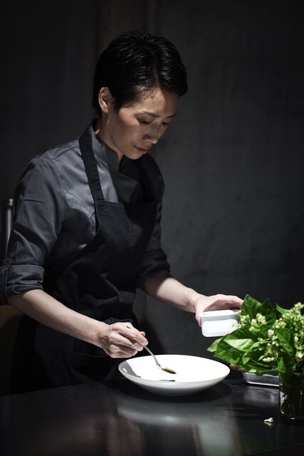 KHAO: Ein Thai-Omakase-Erlebnis am Tresen — 2