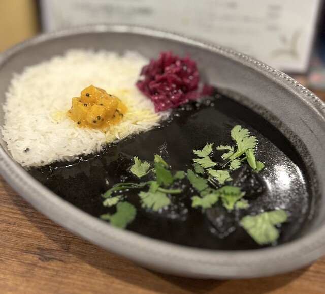 Yosuga Sha: kreatives Curry auf Bestellung — 2