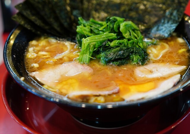 Ramen Kan 2 Ya: Iekei-Ramen aus einer Yoshimuraya-Filiale — 5