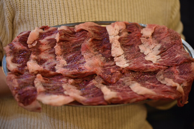 Beijing: altmodisches Yakiniku zum Selbstgrillen — 4