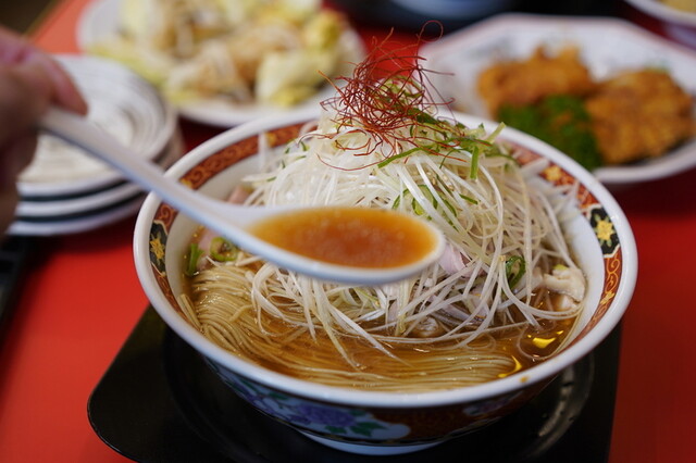 Chuka Soba Menya Shokudo Honten: Shoyu-Ramen und Chāhan — 4