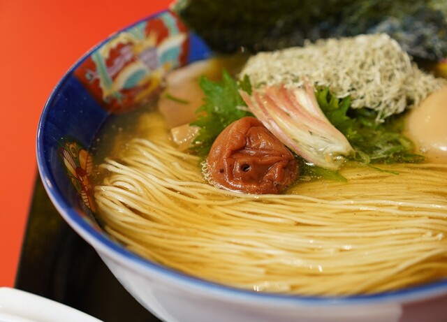 Chuka Soba Menya Shokudo Honten: Shoyu-Ramen und Chāhan — 2