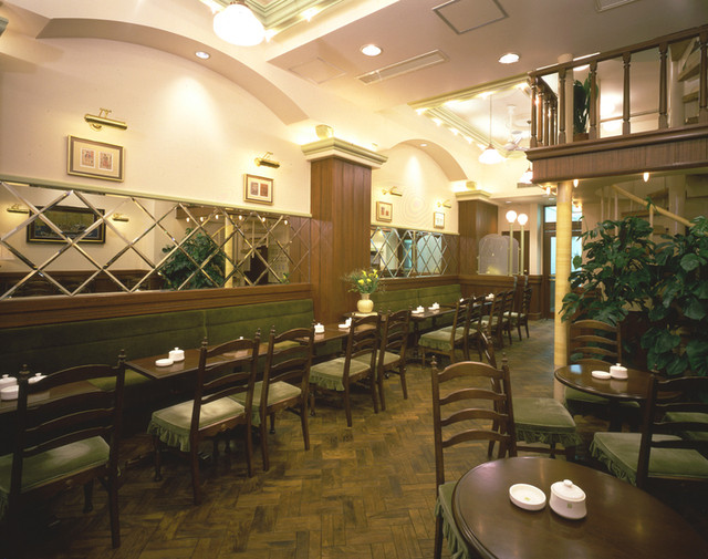 Bunmeidou Sakan Ru Cafe: frisch gebackene Pastel und Castella — 3