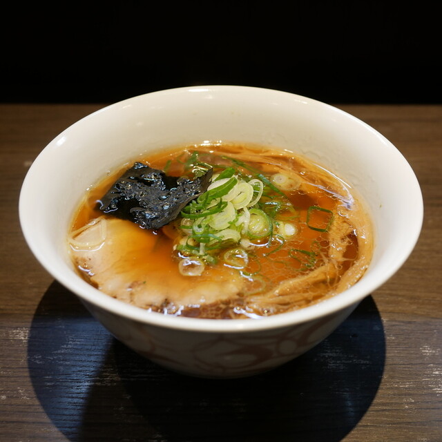 China Soba Ya Honten: klare Shoyu- und Shio-Ramen — 4