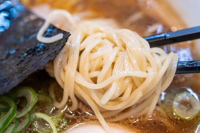 China Soba Ya Honten: klare Shoyu- und Shio-Ramen — 2