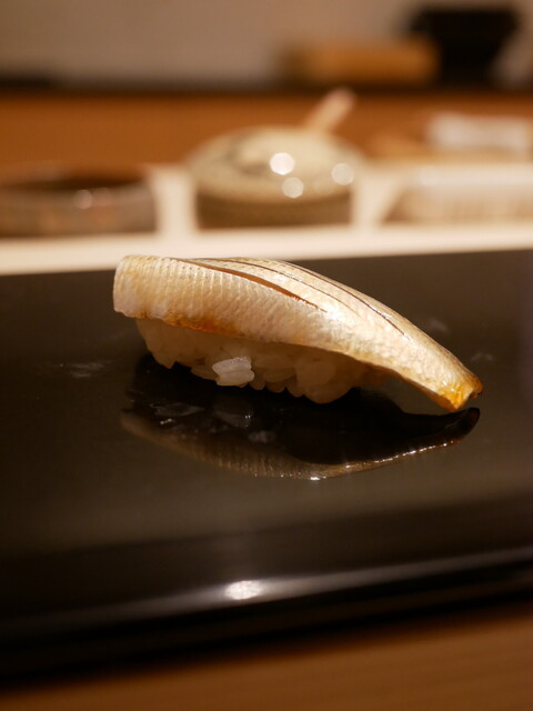 Sushi Otowa: Edomae-Omakase an der Theke eines Wohnhauses — 3