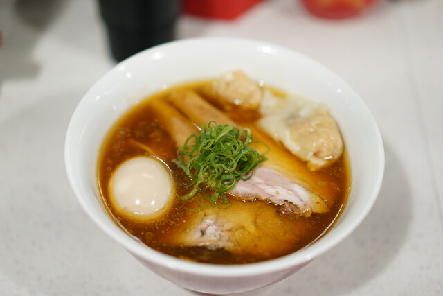 Ramen Hoshijirushi: Shoyu-Ramen und Kombu-Sui-Tsukemen — 3