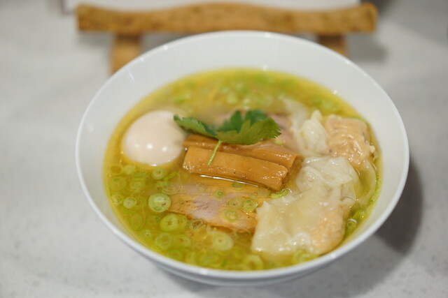 Ramen Hoshijirushi: Shoyu-Ramen und Kombu-Sui-Tsukemen — 4