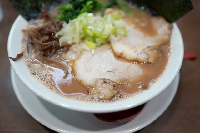 Umai Yo Yuchan Ramen: Kyushu-Tonkotsu und Chāhan aus dem Wok — 2