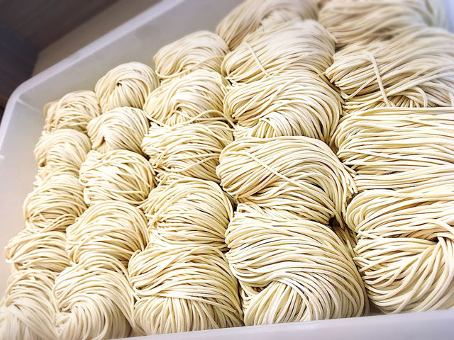 Sagamihara Keyaki: klarer Shoyu-Ramen und Kombu-Tsukemen — 3