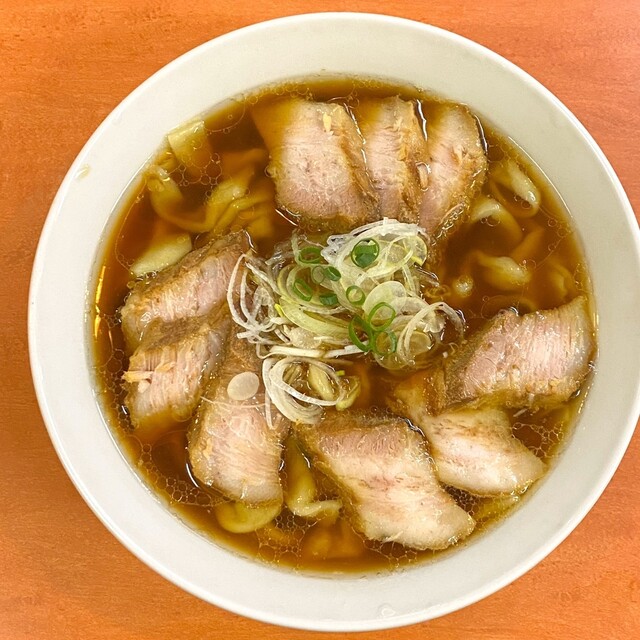 Hikage: Salz-Ramen mit dicken, handgedrückten Nudeln — 1