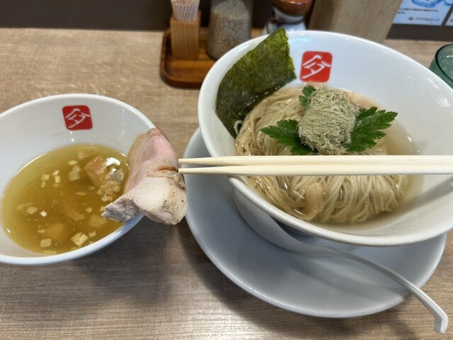 KITCHEN TAKANO: Salz-Tsukemen und klare Hühner-Ramen — 1