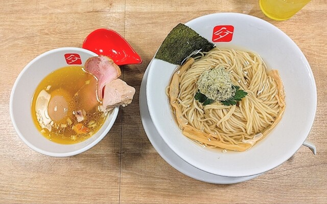 KITCHEN TAKANO: Salz-Tsukemen und klare Hühner-Ramen — 5