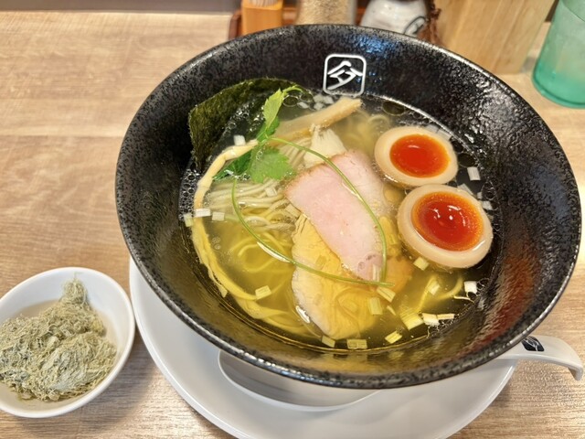 KITCHEN TAKANO: Salz-Tsukemen und klare Hühner-Ramen — 2