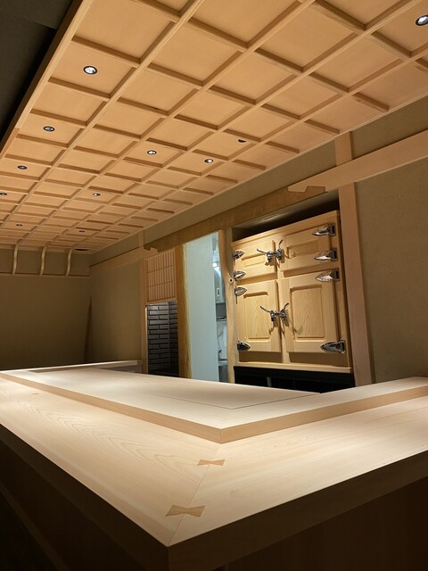 Sushi Tsugu: Edo-Omakase auf Reis mit Rotessig — 2