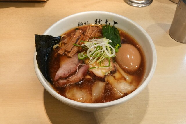 Men Dokoro Akimoto: Bonito-Shoyu und Miso-Ramen nach Sapporo-Art — 2