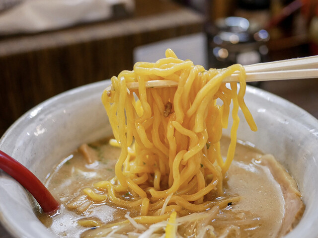 Menya Taiga: Miso-Ramen und Tsukemen am Tresen — 2