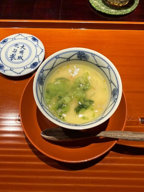 Kanazawa Hirayama: Kaiseki mit Reisgängen aus dem Tontopf — 2