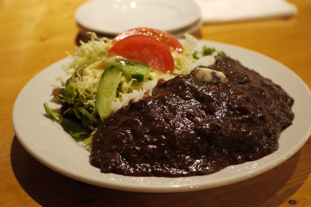 ROCK: Rindfleisch-Curry und hauseigenes Bier — 3