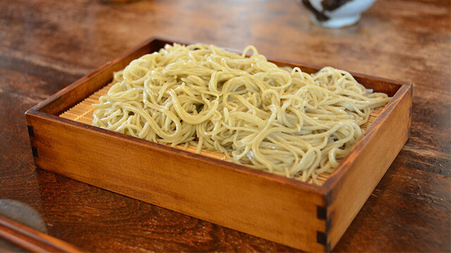 Soba Fujioka: Mittagsmenü mit Juwari-Soba im Blockhaus — 1