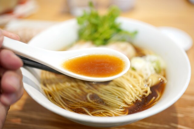Ramen Le Dessin: Perlhuhn-Ramen eines französisch geschulten Kochs — 2