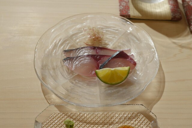 Sushi Michi Sakurada: Sushi-Omakase an zehn Thekenplätzen — 4