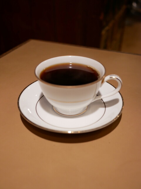 Rokuyosha Chika ten: Classic Kissaten Coffee and Donuts — 3