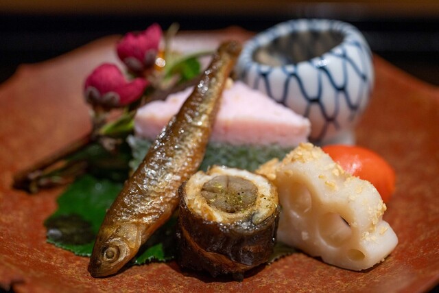 Hassun: raffiniertes Kappo-Kaiseki am Tresen — 4