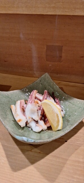 Azuma Zushi: Classic Kyoto Counter Sushi — 4