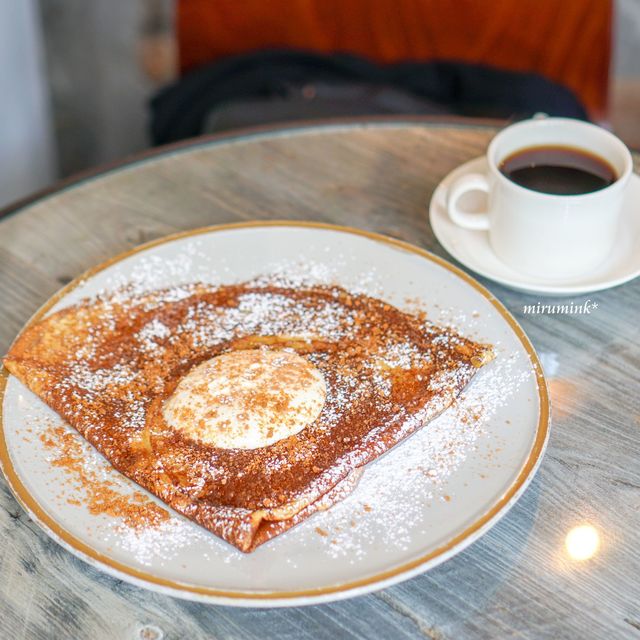 neuf creperie: authentische französische Galettes und Crêpes — 3