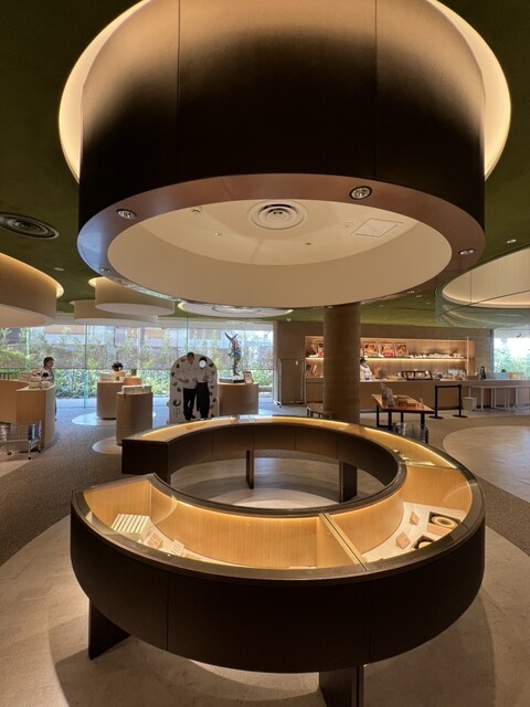 Atelier Kyo Baamu: Baumkuchen-Manufaktur und Café — 2