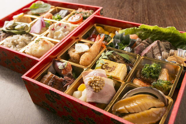 Genji: japanische, westliche und chinesische Küche vereint — 1
