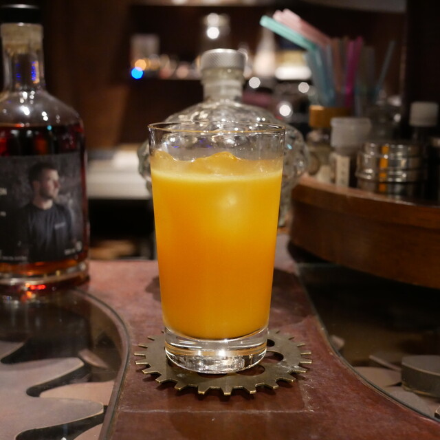 BAR JUNIPER: maßgeschneiderte Gin-Cocktails — 2
