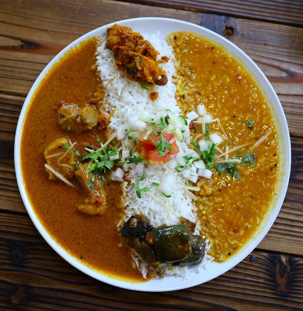 Ganesh N: täglich wechselnde Curry-Teller — 5