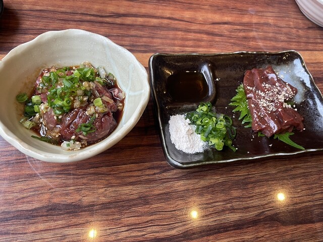 Ketobashi-ya Champion Tenma ten: Pferdefleisch-Yakiniku und Sashimi — 3