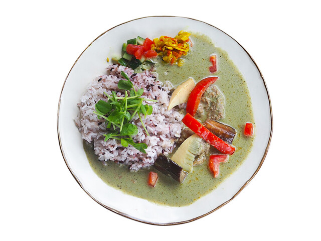 Spice Curry Maruse: Creative Osaka-Style Curry Plates — 1