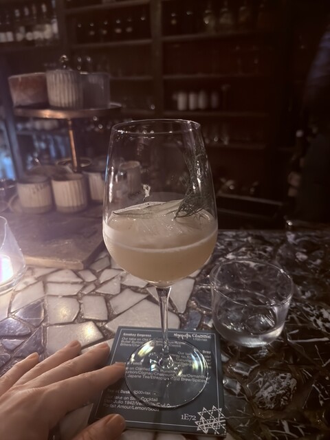 Bar Nayuta: Maßgeschneiderte Speakeasy-Cocktails — 5