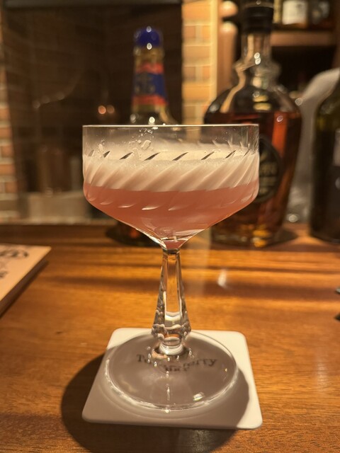 Tom&Jerry Bar: maßgeschneiderte Cocktails in Osaka — 3