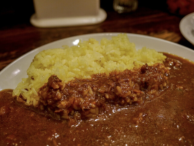 SAVOY: Ein einzigartiges Rindfleisch-Curry — 3