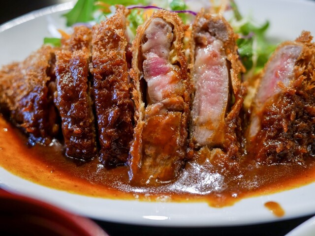Yoshoku no Asahi: Legendäres Rinderkotelett in Kobe — 1