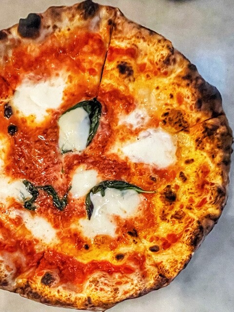 Pizzeria Azzurri: Authentic Neapolitan Pizza — 1