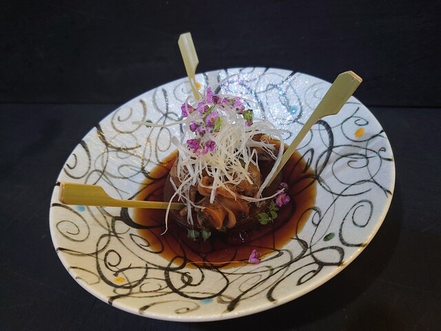 Taimeshi to Sumiyaki Tatsuan: Holzkohlegrill und Reis mit Meerbrasse — 3