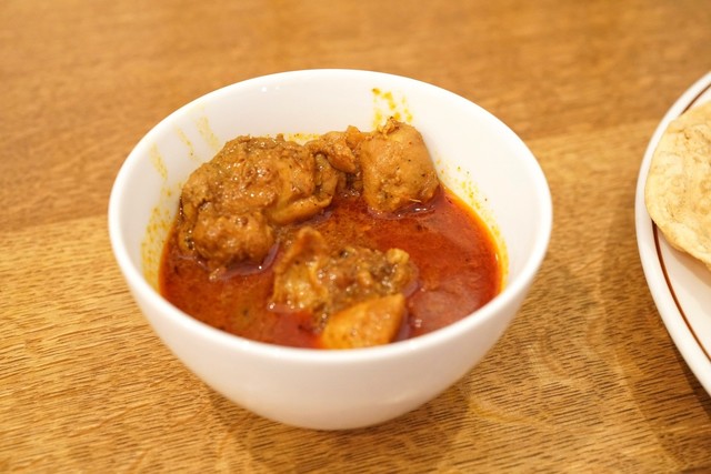 Karapincha: srilankisches Rice and Curry, nur mittags — 2