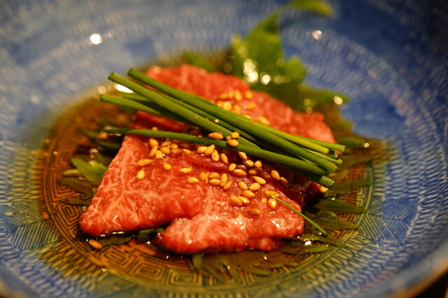Yuzaburo: theatralisches Wagyu-Omakase am Tresen — 2