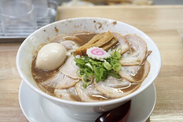 Butanohoshi: ultra-kräftiger Tonkotsu-Ramen — 1