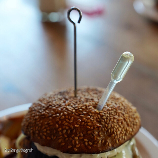 DAKOTA RUSTIC TABLE: Big Burgers and American Pies — 3