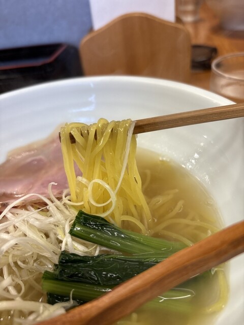 Menya Ittoku: Raffinierter Shio-Ramen — 2