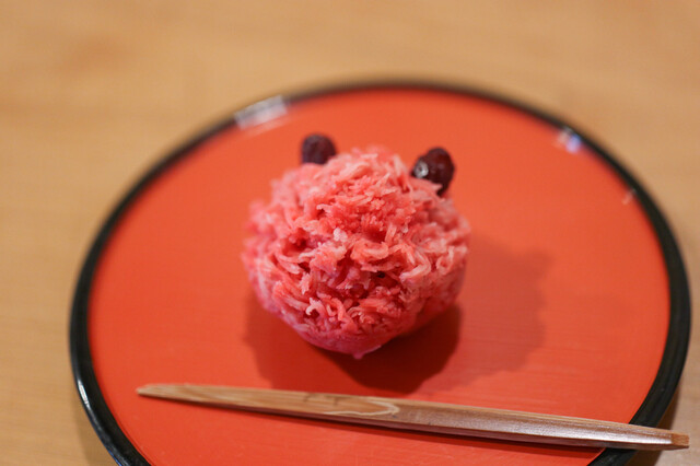 Yorozu Onkashi Atsurae Dokoro Kashiya: exquisite traditionelle Wagashi — 1