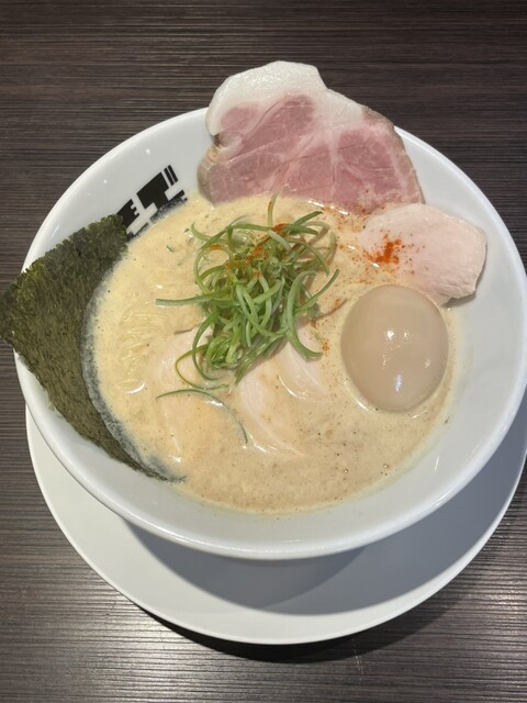 Ramen Torikaji Ippai: Ramen mit Hühnerfokus — 1