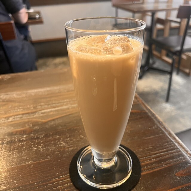 Sarusawa Doufa: Seidiger taiwanesischer Tofu-Pudding — 1
